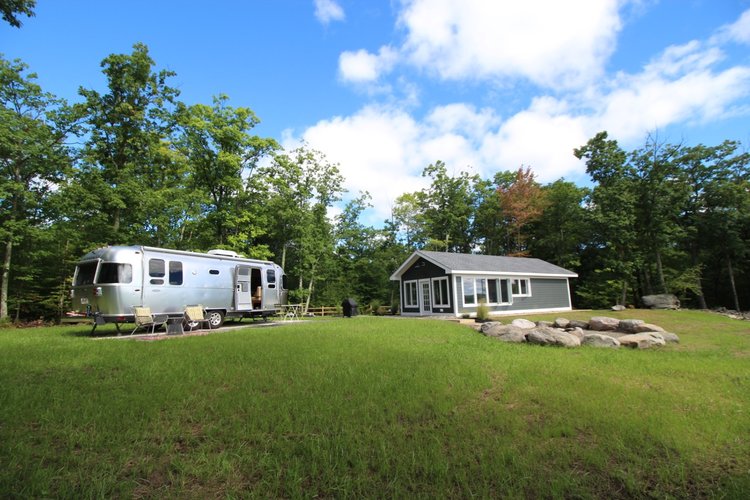 The Perch is a true "glamping" experience in the Catskills.