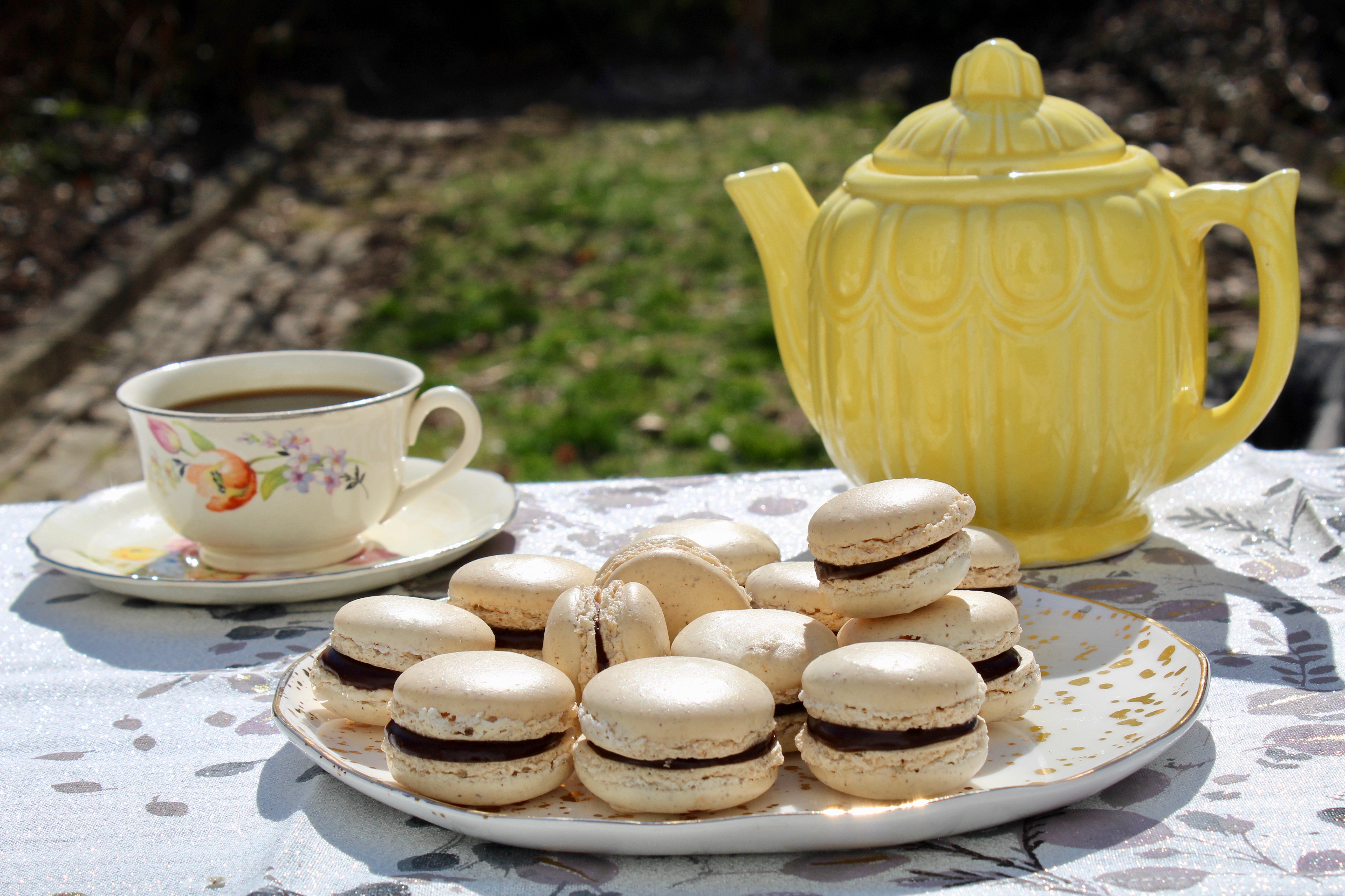 Did you know that macarons taste better 1-2 days after they've been made?