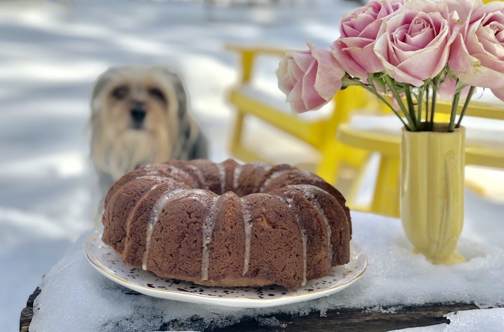 Apple Cider Bundt Cake: Tastes Like Cozy