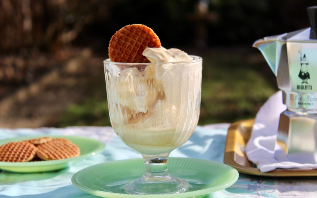 Stroopwaffogato (a Stroopwafel Affogato)